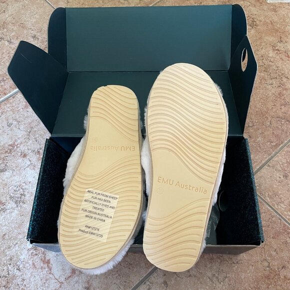 NWT Emu Australia Mayberry Jewels Sheepskin Slipper  - Size 8 - Natural Color - Picture 3 of 6